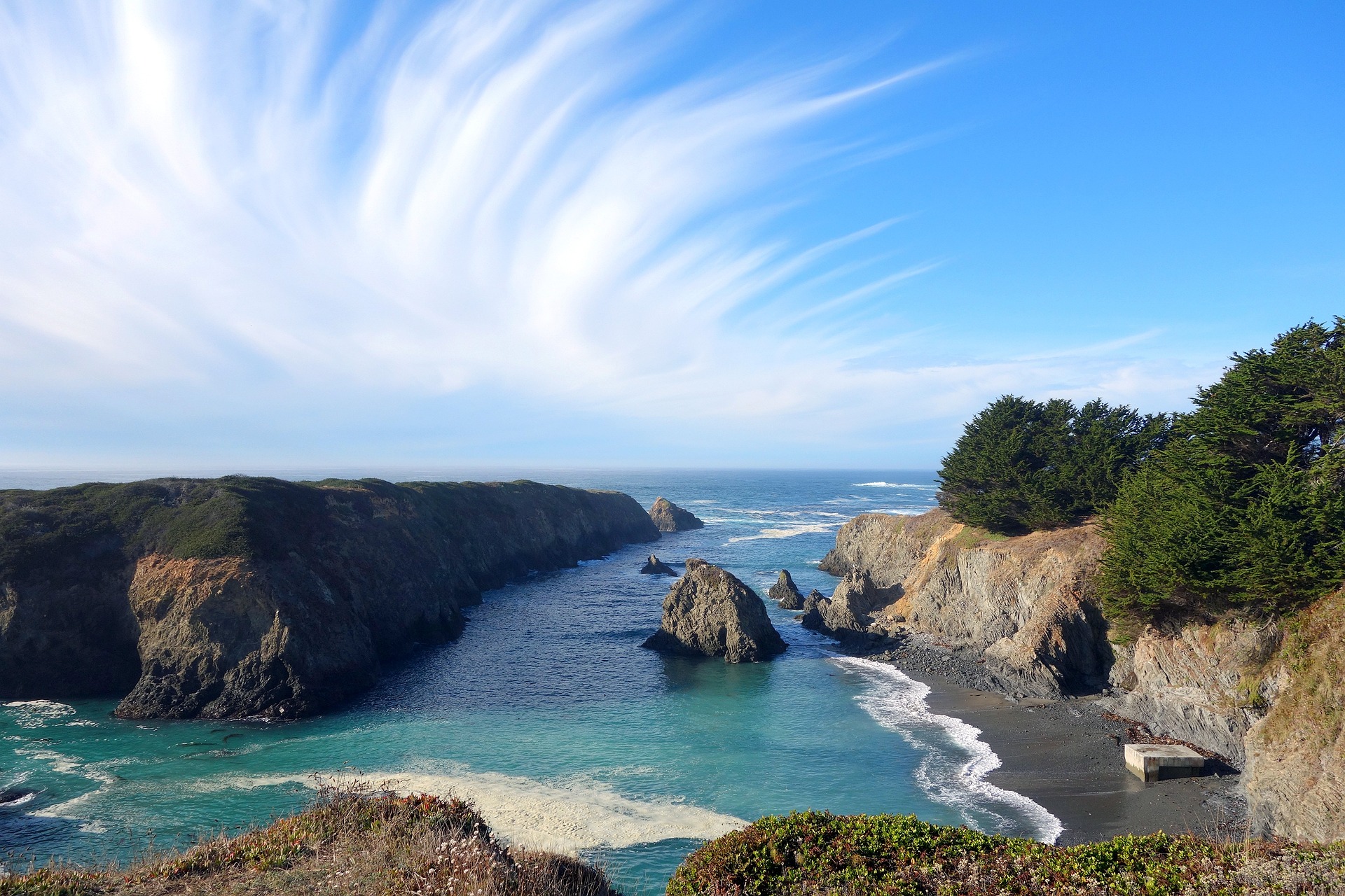 7 Reasons to Visit Sonoma Coast in the Off-Season for a Peaceful Getaway